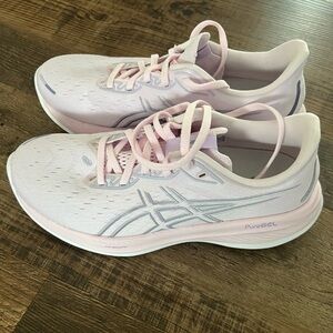Asics gel cumulus 26 women’s running shoes, size 10